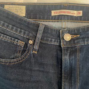 Levi 721 High Rise Skinny Jean